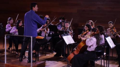 Director Orquesta Batuta Bogotá: Carlos Andrés Camacho