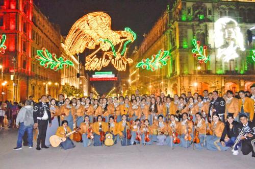 Mariachi Femenil de Tecolotlán Ana Bertha Lepe